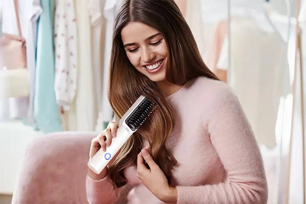 What are the Benefits of a Hair Brush Straightener?