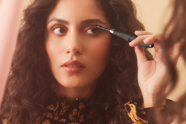 Should You Use a Heated Eyelash Curler?